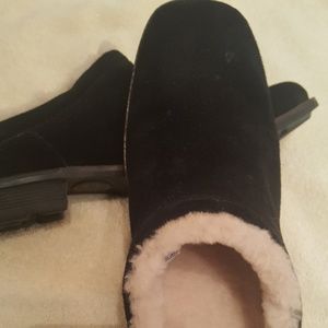 UGG Clog Size 9